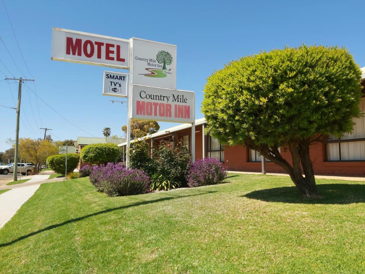 Country Mile Motor Inn Forbes Eksteriør bilde